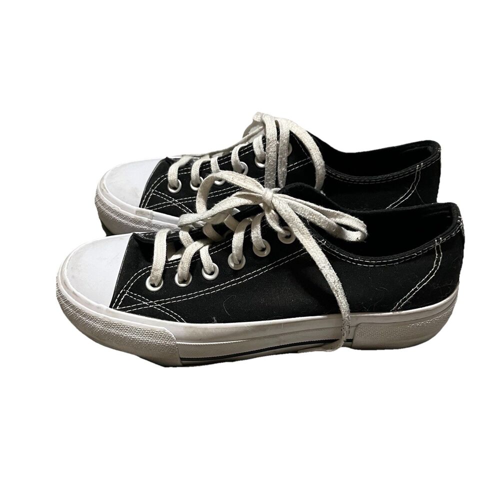 No Boundaries Low Top Lace Up Platform Black Sneakers Womens Size 8 Canvas Shoes